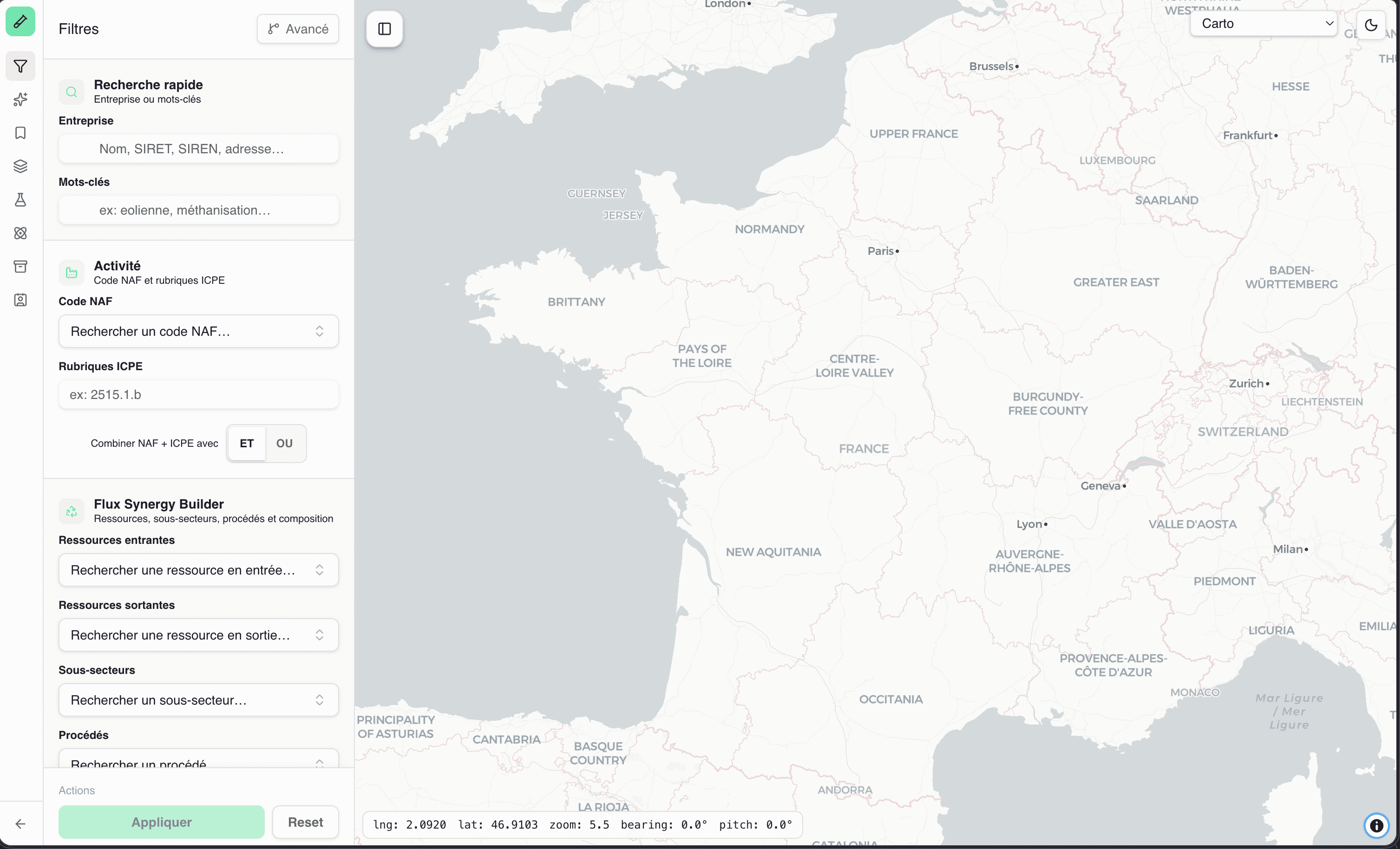 Carte SynergyBuilder : la France, le panneau de filtres à gauche.